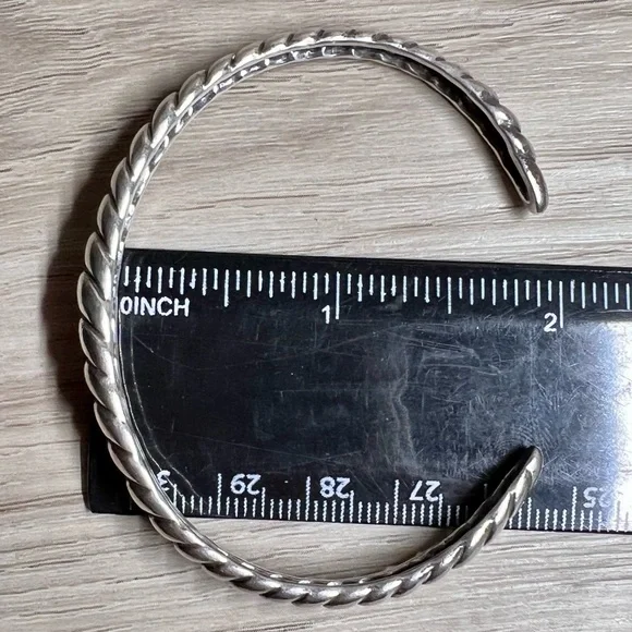 Vintage Designer Signed Sterling Carolyn Pollack Silver Twisted Cuff Bracelet - Picture 11 of 11